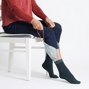 Navlékač ponožek/punčoch ETAC Socky, použití 3
