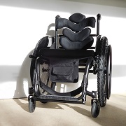 Zádová opěrka TARTA EMYS na invalidním vozíku TORNADO